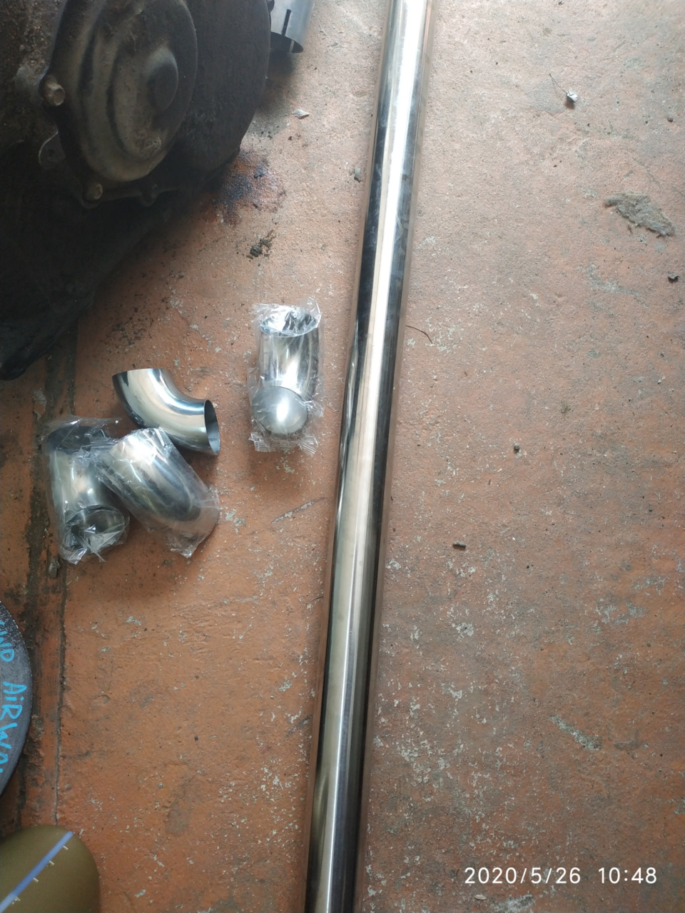 Выхлоп на две стороны — Ford Focus Sedan II, 1,6 л, 2005 года | своими ...