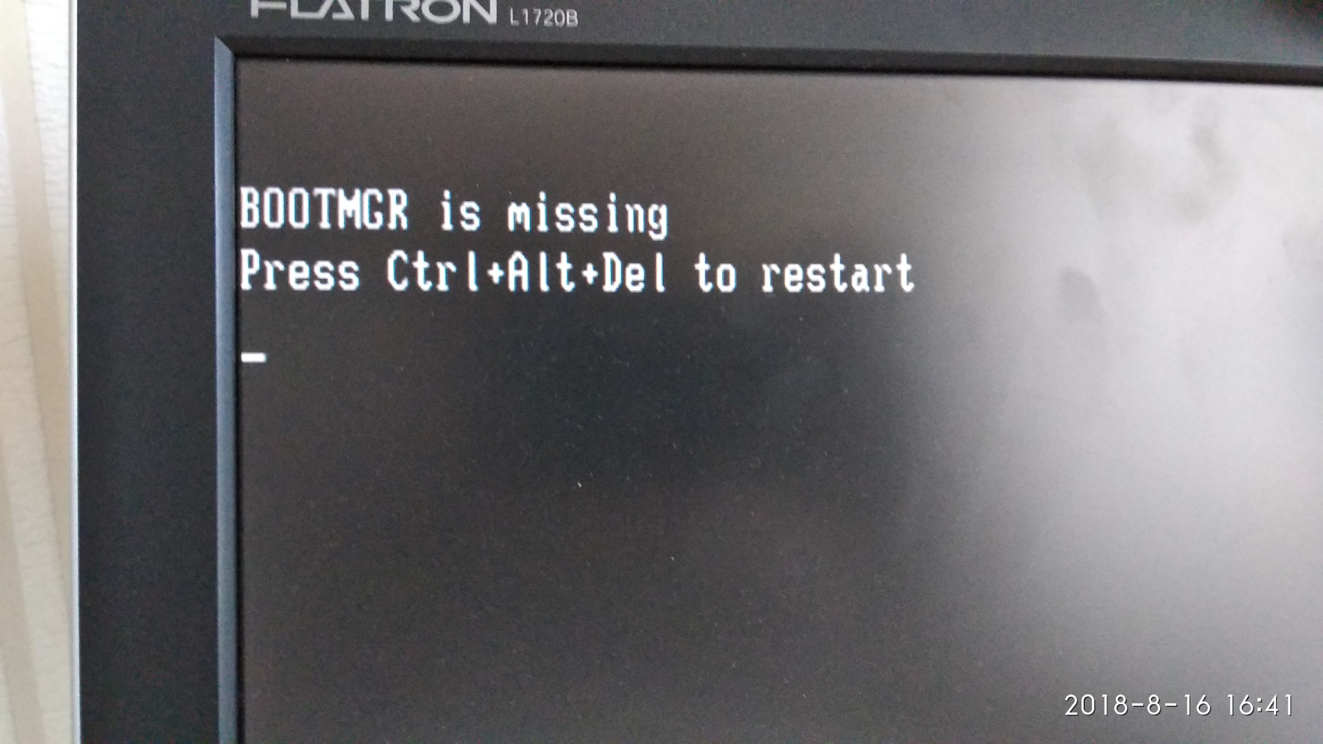 Bootmgr is missing windows 7. Ошибка bootmgr is missing Press Ctrl alt del. Bootmgr is missing Press Ctrl+alt+del to restart. Черный экран bootmgr is missing. Загрузчик bootmgr.