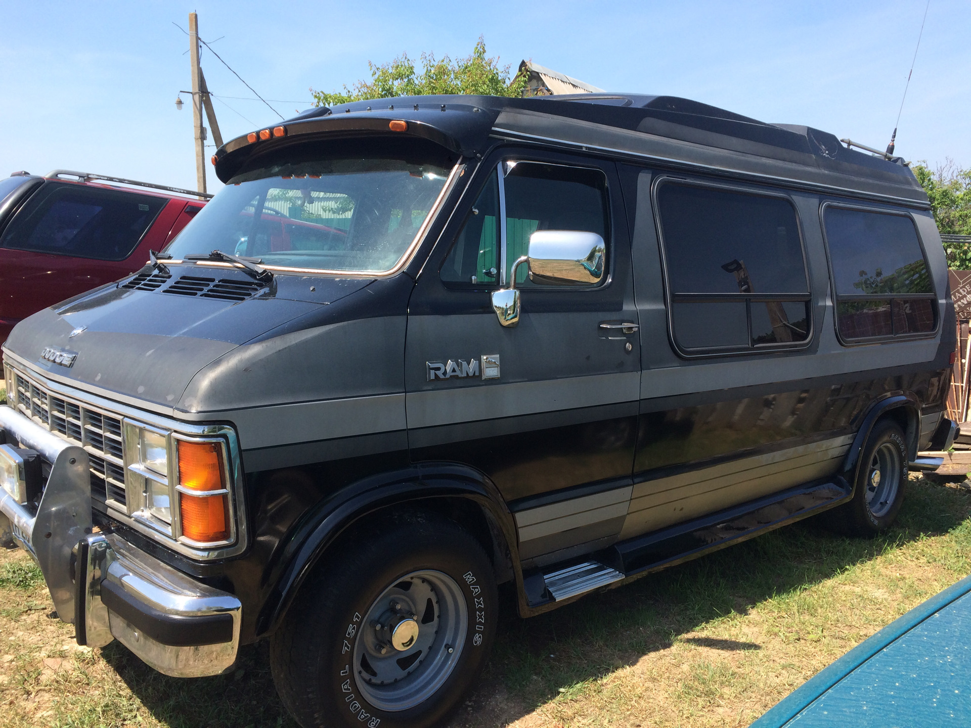 Dodge Ram van 1980