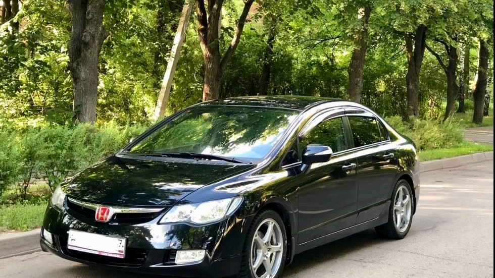 Honda Civic 4D (8G) 1.8 бензиновый 2008 | на DRIVE2