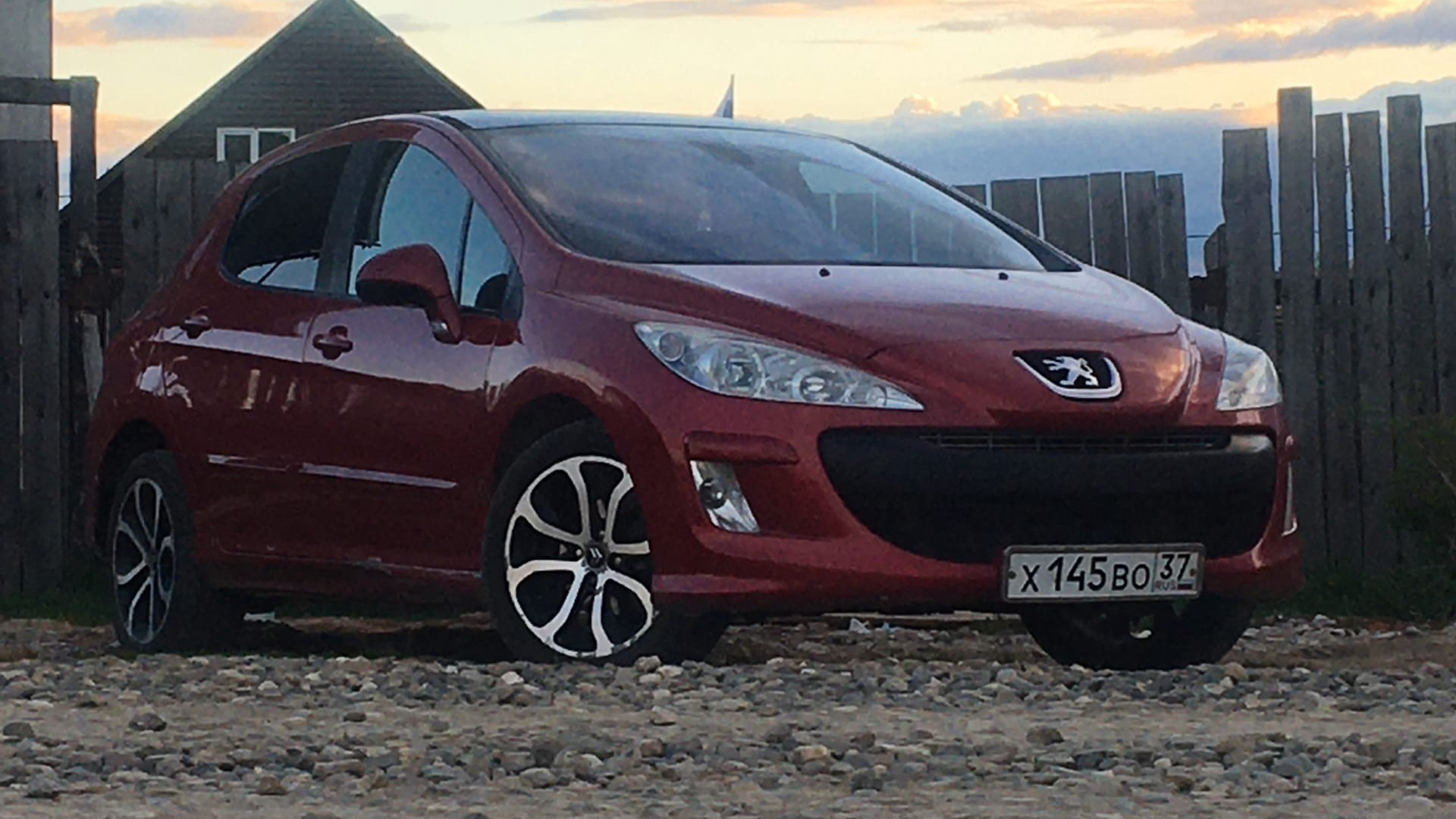 Peugeot 308 (1G) 1.6 бензиновый 2008 | на DRIVE2