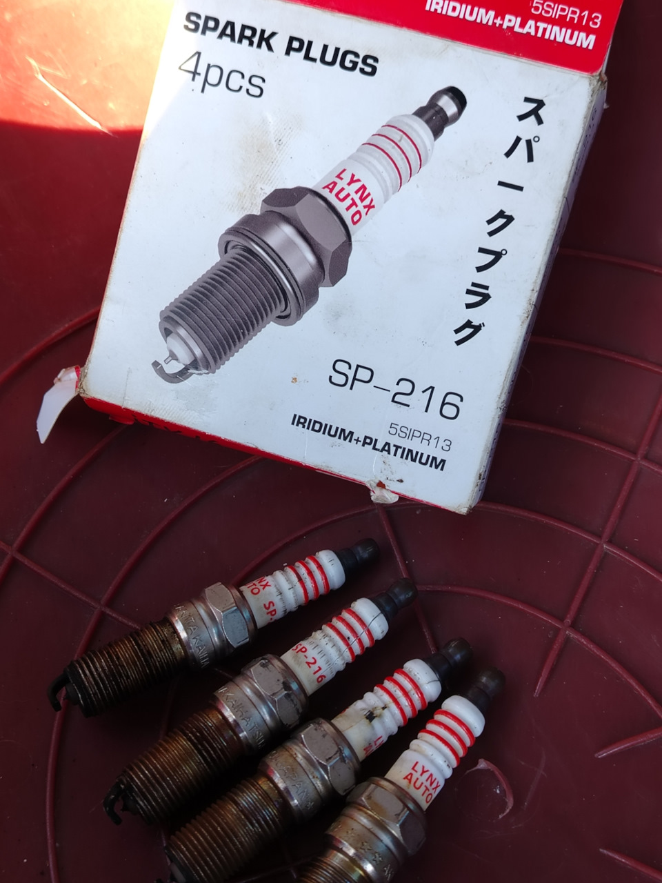 Вот они, запомните — Mazda Tribute I. Запчасти на фото: SP216