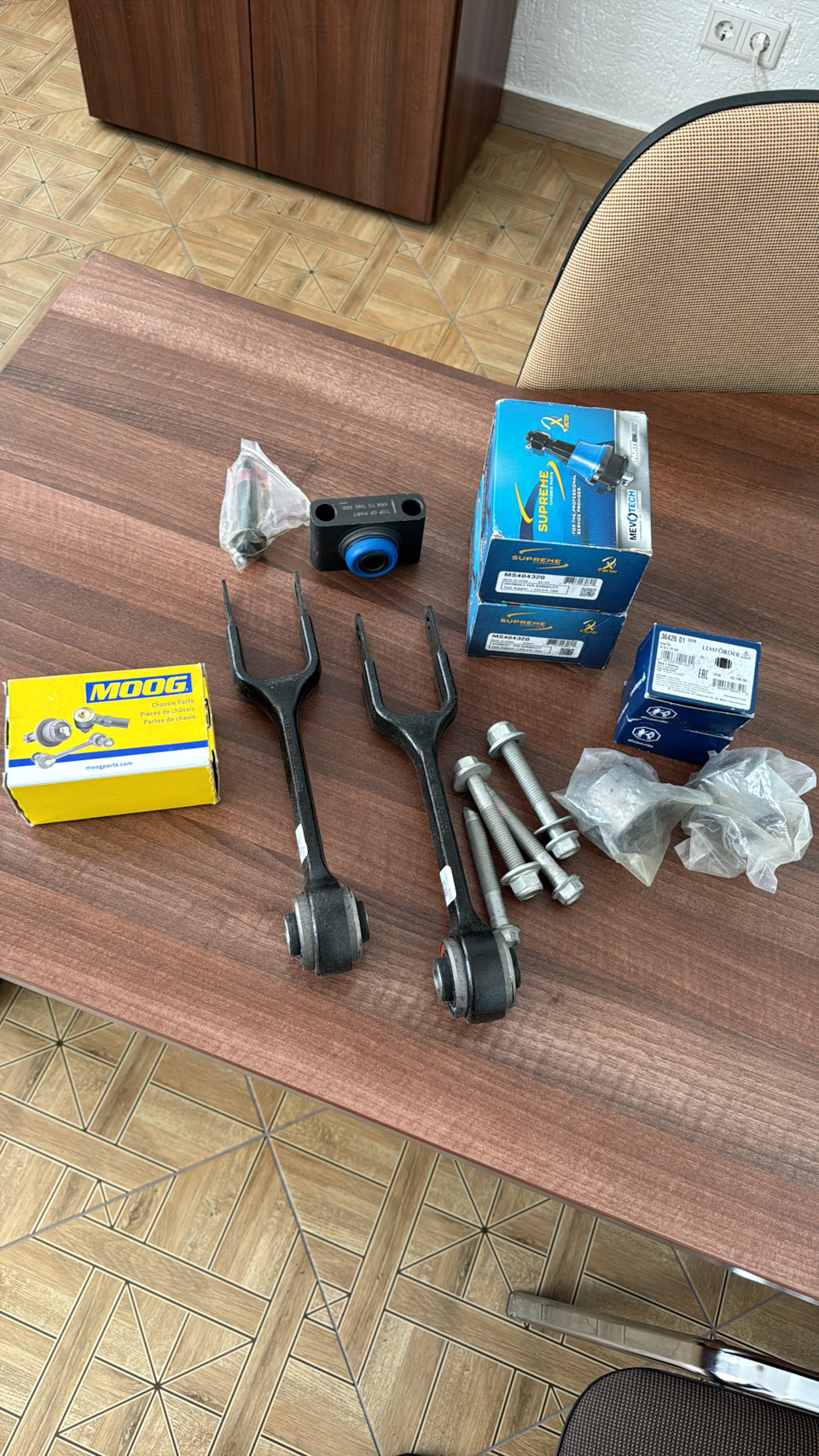 Фото в бортжурнале Ford Explorer (5G)