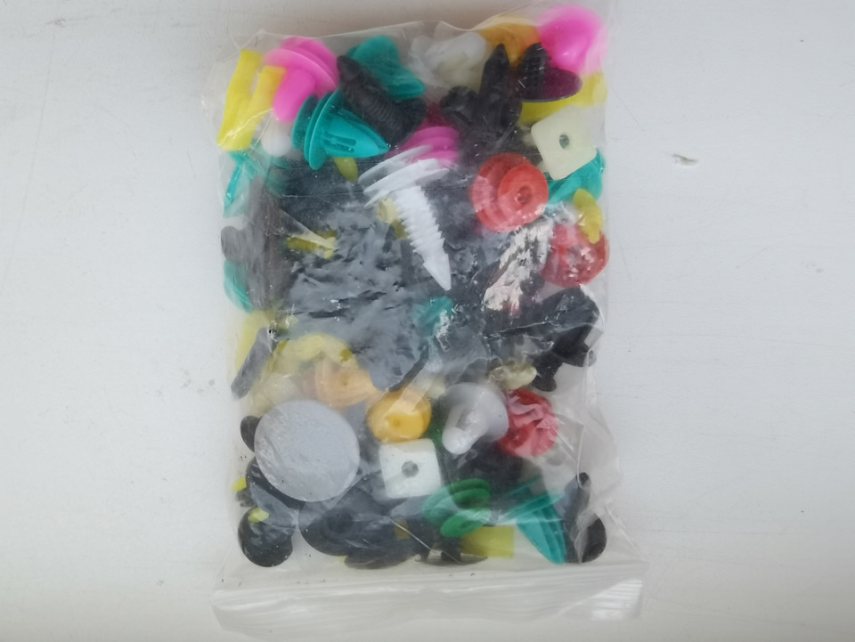 Решил взять кучай, а вось пригодится. 200,36 руб. 16%OFF | Автомобильная застежка, фиксатор, заклепка Для Киа СИД, Рио, Рио 3, Рио 4, sportage, sorento, picanto, soul a.aliexpress.com/_AMad9x — KIA Sportage (3G)