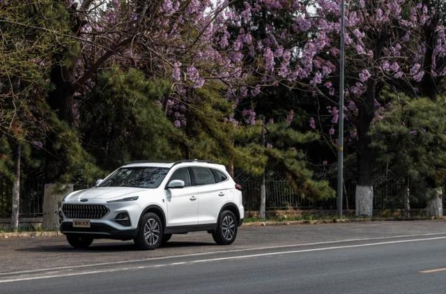 Китайское авто jac внедорожник gs7. Смотреть фото Китайское авто jac внедорожник gs7. Смотреть картинку Китайское авто jac внедорожник gs7. Картинка про Китайское авто jac внедорожник gs7. Фото Китайское авто jac внедорожник gs7