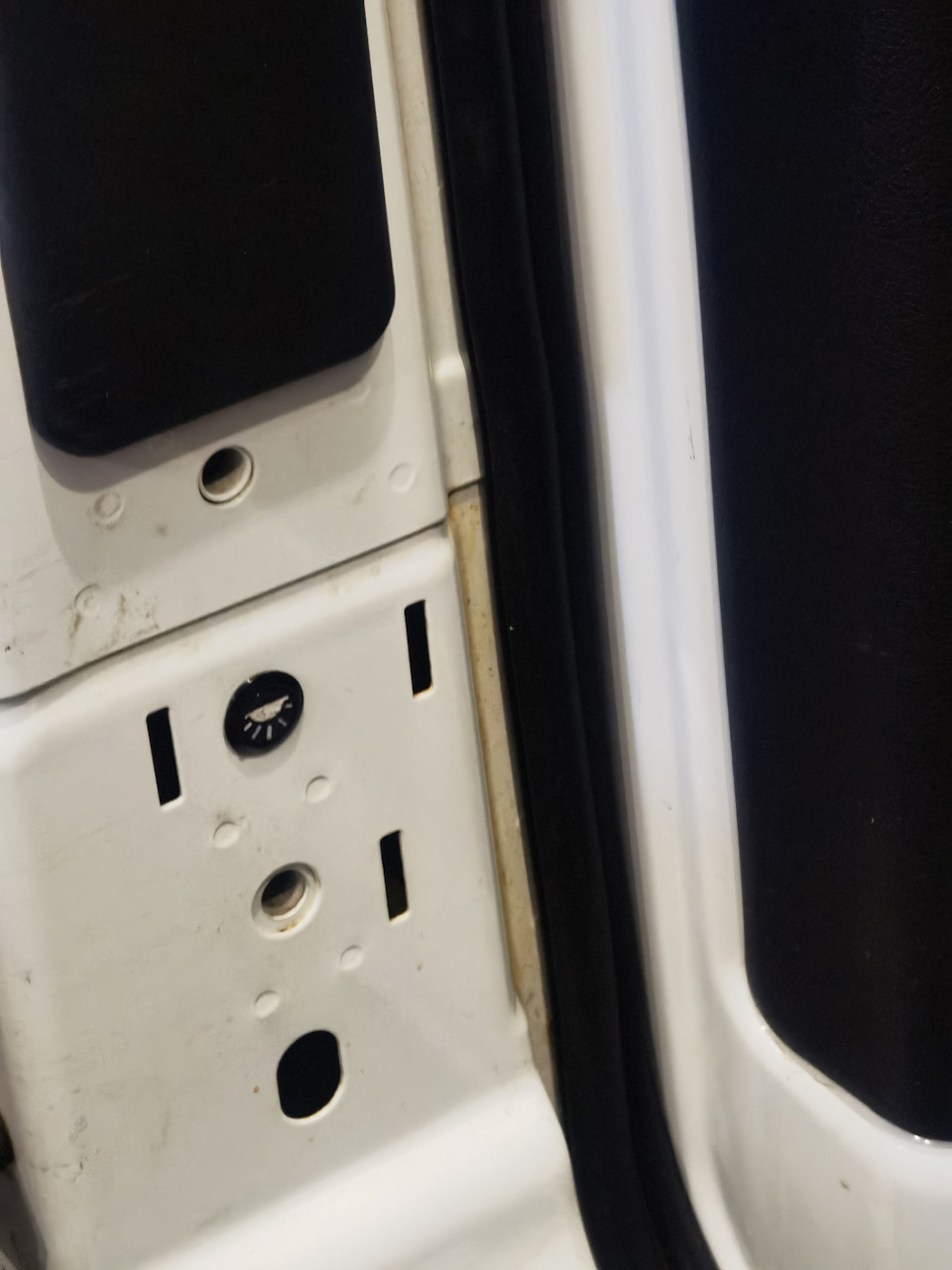 Фото в бортжурнале Ford Transit (8G)