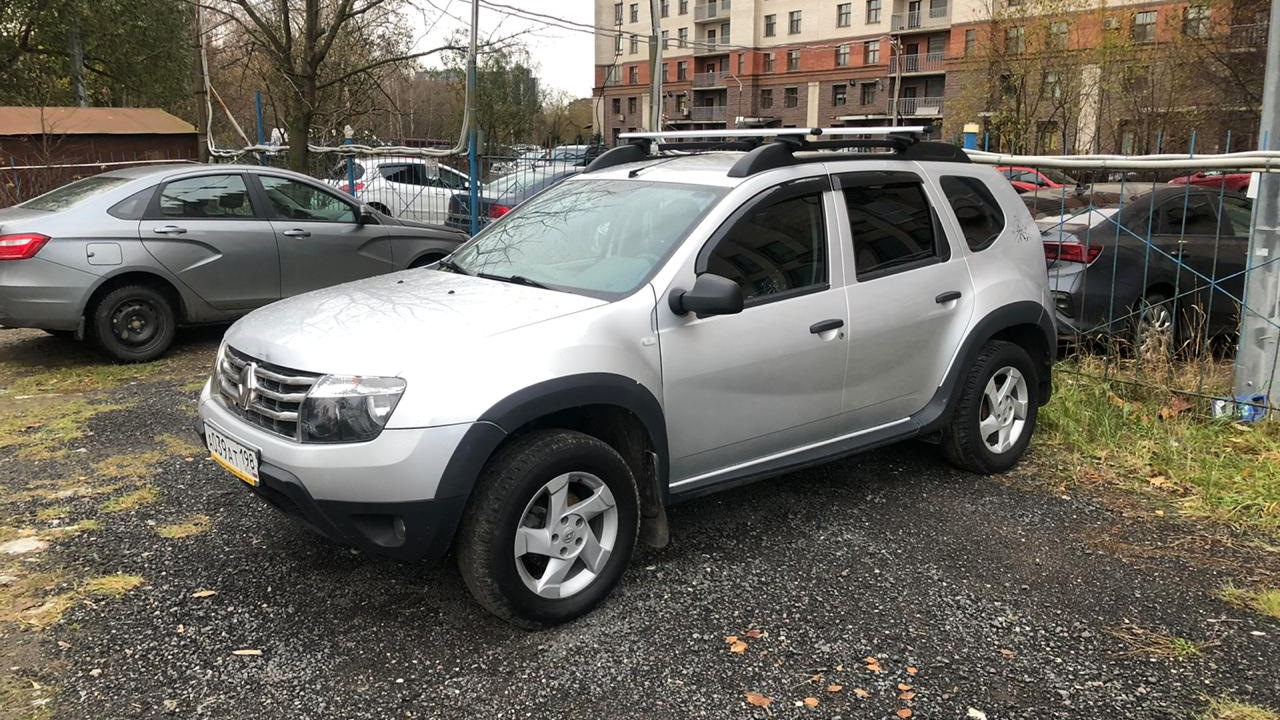 Рено дастер спб 1.6. Renault duster 2012. белый дастер с расширителями арок. дастер 2.