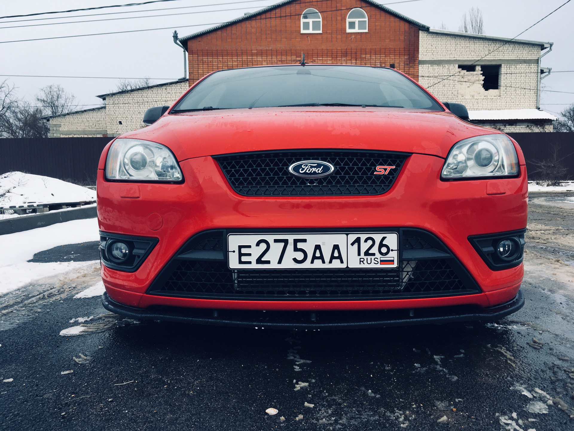 Накладка форд фокус 2. Сплиттер Форд фокус 2. Ford Focus 2 бампер St. Сплиттер Форд фокус 2 дорестайлинг. Форд фокус 2 сплиттер на бампер.