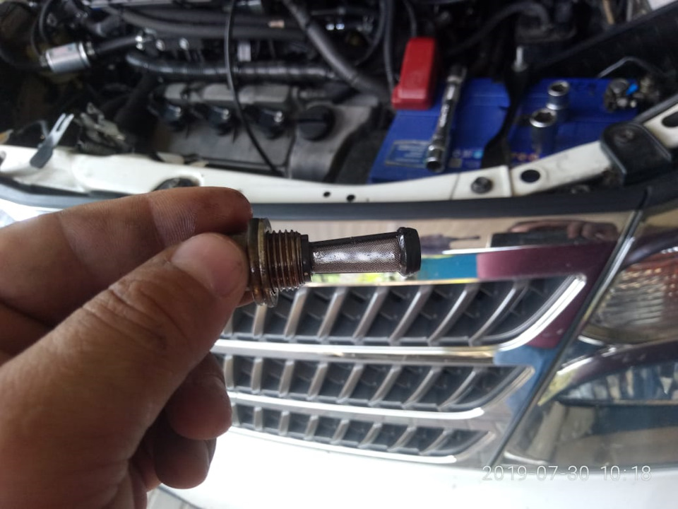 Чистка фильтра VVTI — Toyota Alphard, 3 л, 2003 года | своими руками ...