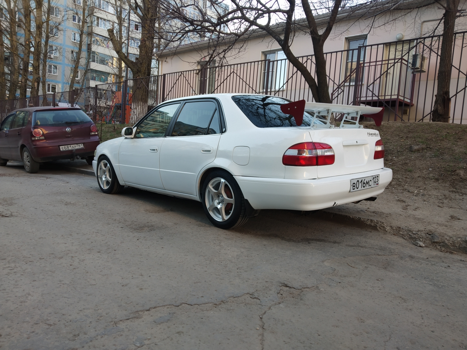 Тойота королла ае110. Тойота 110 кузов. Toyota Corolla 1.5 1998. Тойота Королла 110 черная. Королла 110 кузов r17.