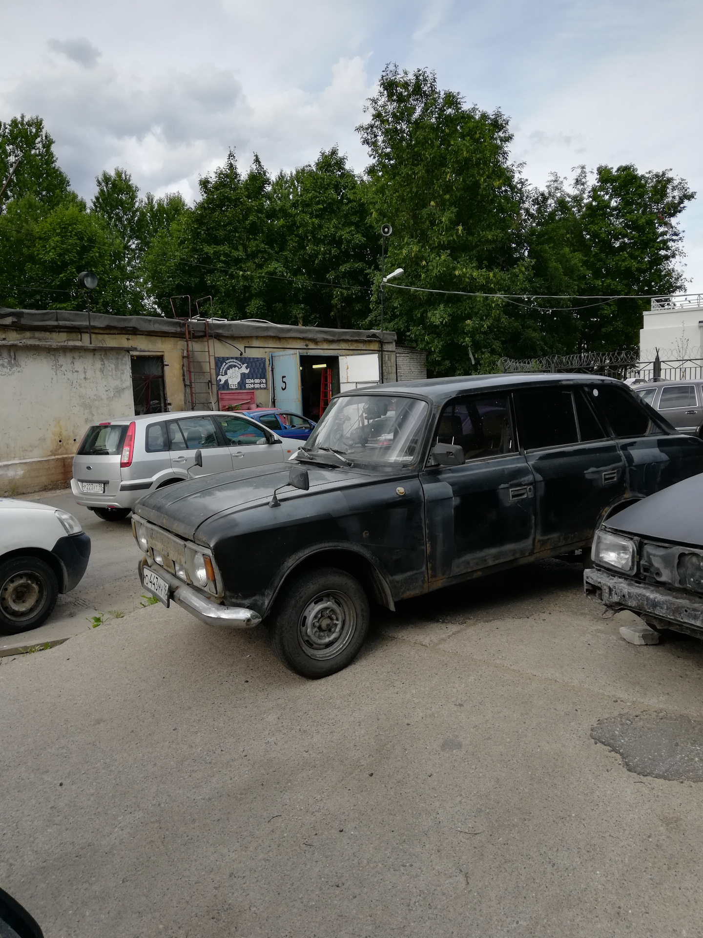 брошенные автомобили в санкт петербурге