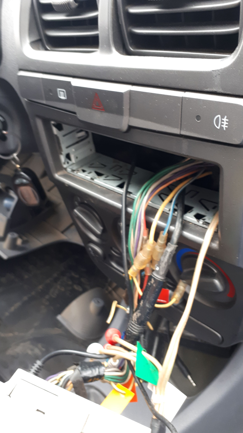 Фото в бортжурнале Hyundai Accent (2G)