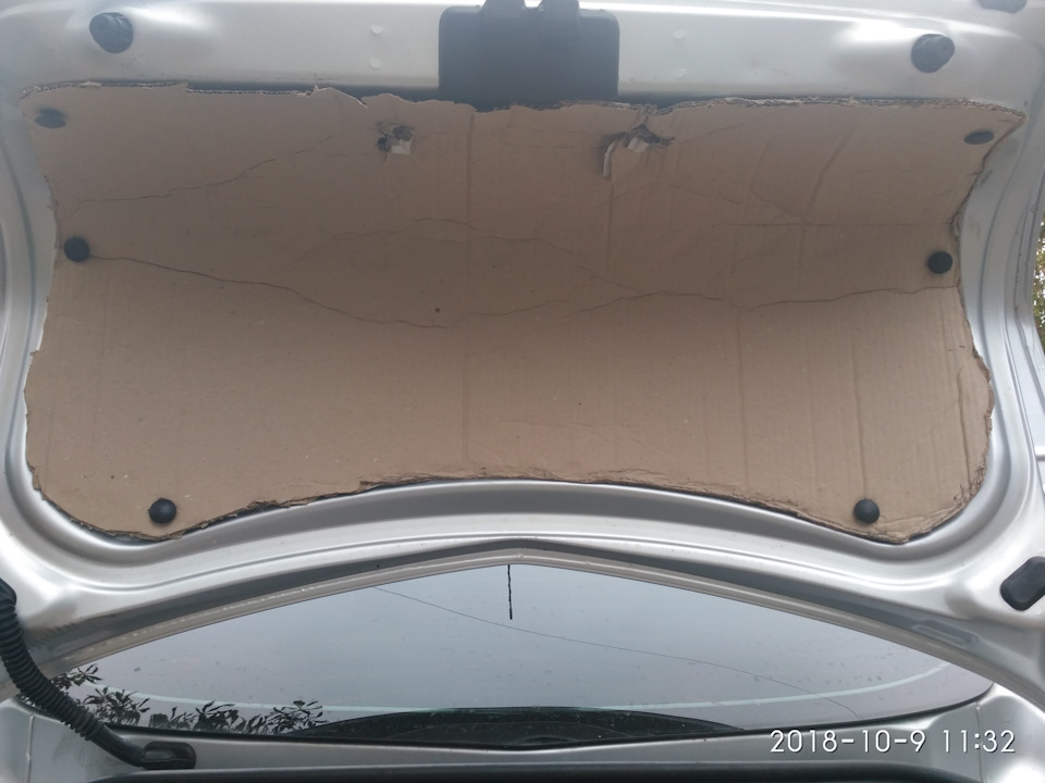 Обшивка крышки багажника своими руками. - Renault Megane II, 1,6 л, 2009 года др