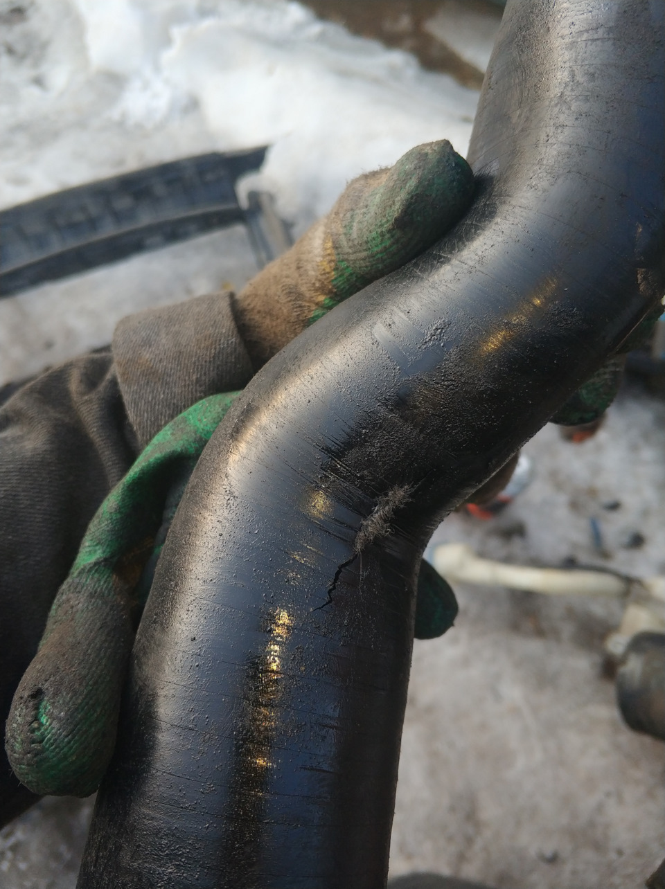 Лопнул патрубок кар пайп, прожил 1,5 года — Land Rover Freelander 2, 2 ...