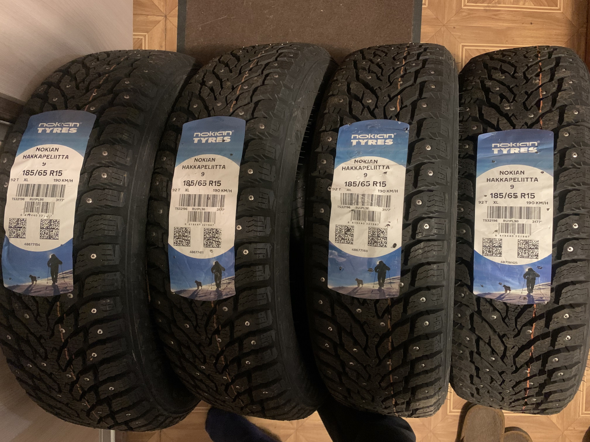 Зимняя резина 185 65 15. Nokian Hakkapeliitta made in Finland 185/85.