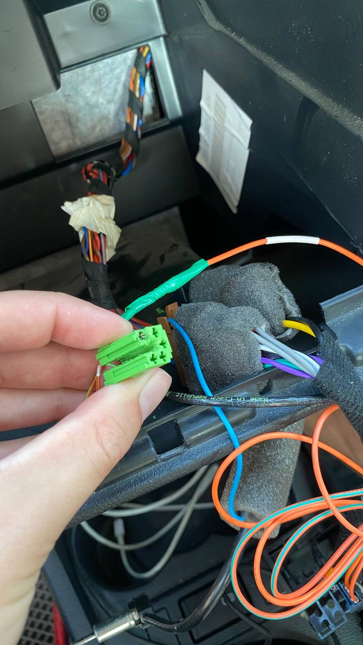 Установка магнитолы RCD 330 Plus Desay — Skoda Fabia Mk2, 1,2 л, 2013 ...