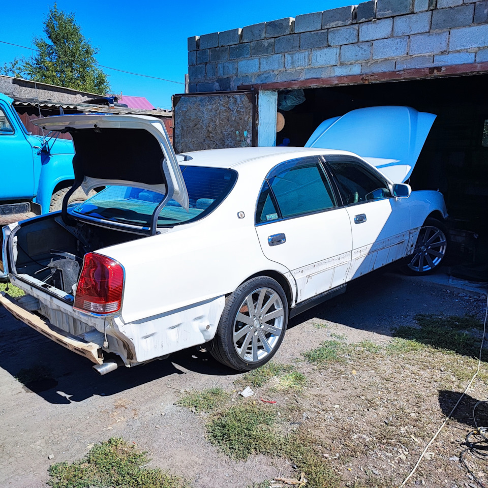 Частичная покраска машины ( гараж вариант) — Toyota Crown Majesta (S170), 4  л, 2002 года | кузовной ремонт | DRIVE2