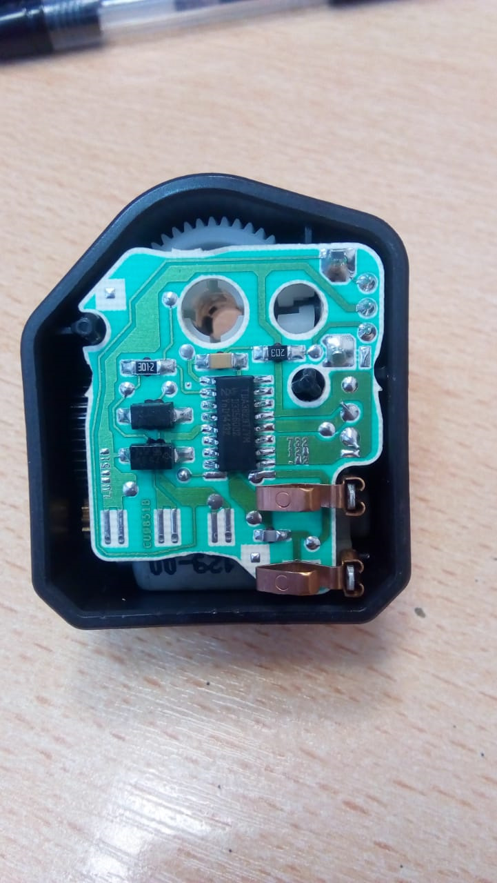 Фары с электрокорректорами на дорестайл Y11. Правка — Nissan Wingroad ...