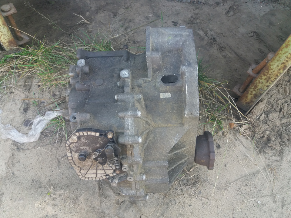 Лежит коробка ДСГ 7 — Skoda Superb Mk2, 2 л., 2009 года | запчасти | DRIVE2