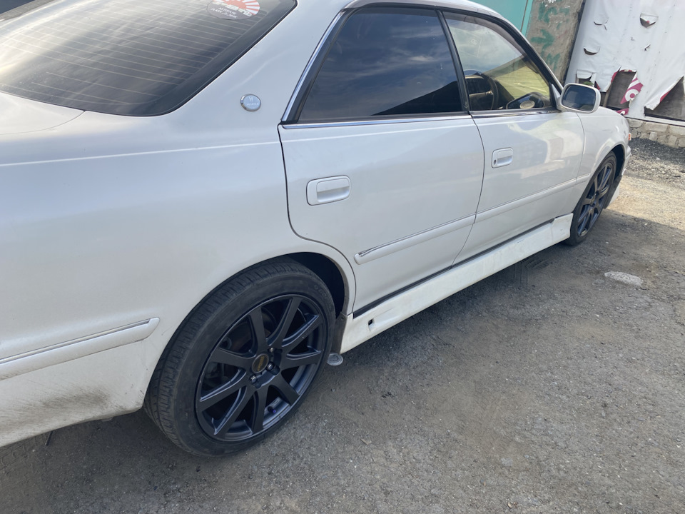 Поставили — Toyota Mark II (100)