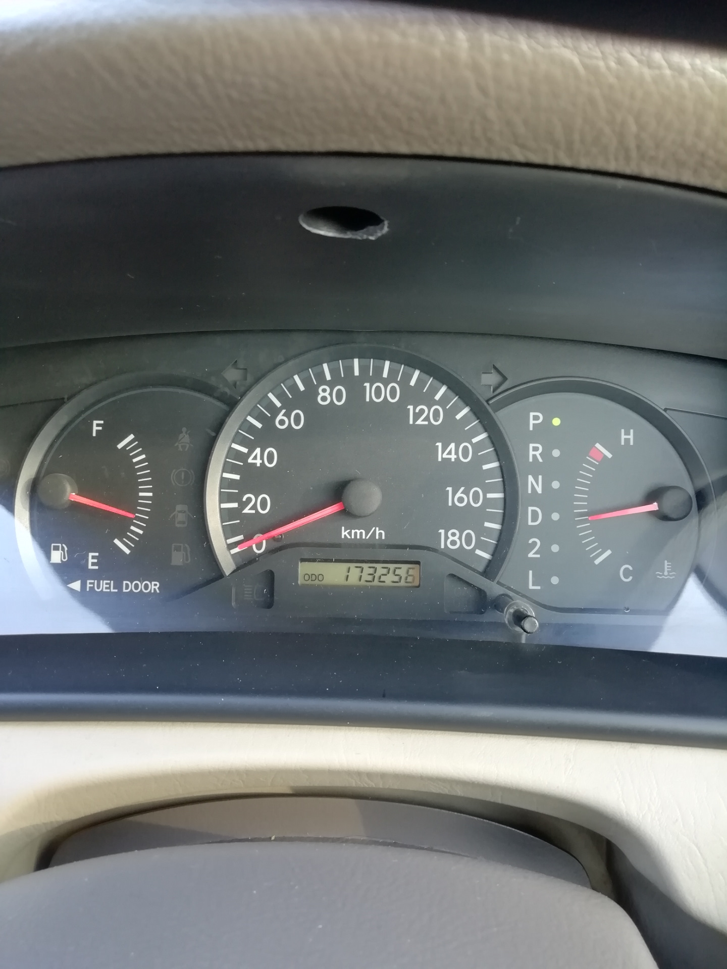 Замена пыльника наружней гранаты — Toyota Corolla (120), 1,5 л, 2003 ...