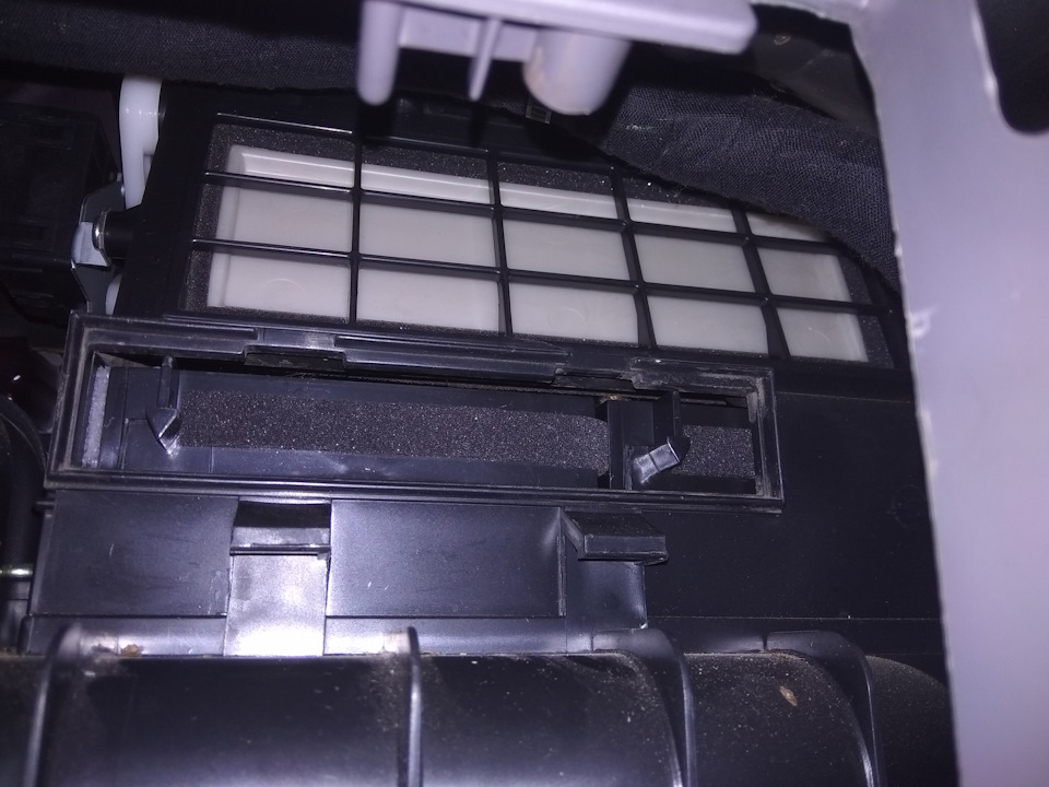 Расположение салонного фильтра — SsangYong Stavic, 2 л, 2013 года ...