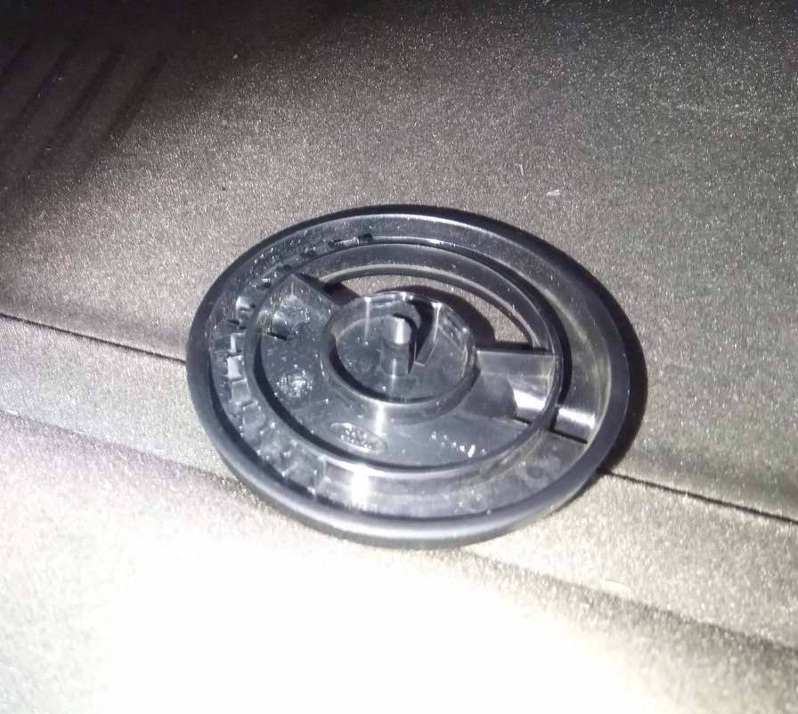 Фото в бортжурнале Ford Galaxy (Mk III)