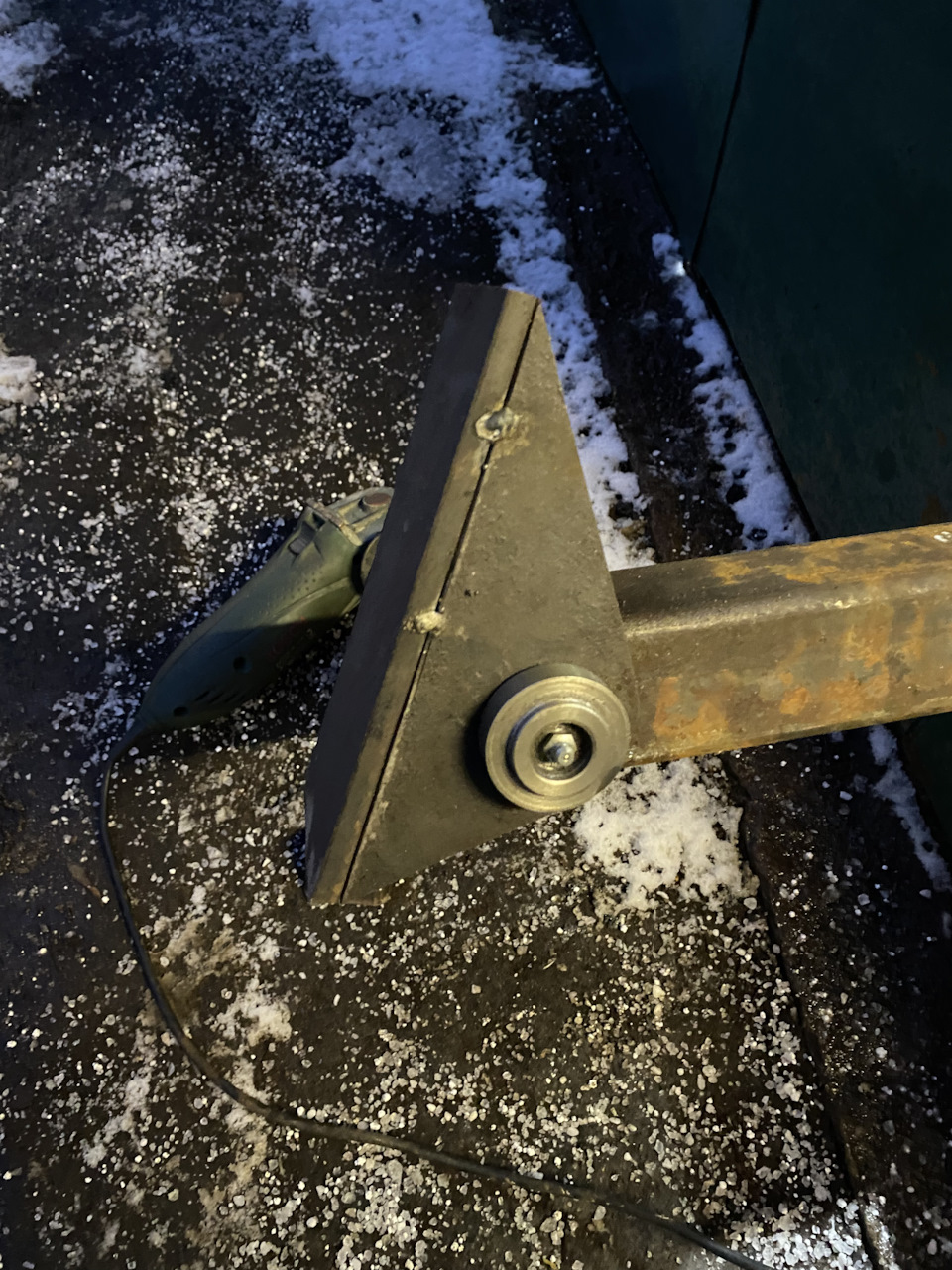 Максимальный угол наклона петли — Mitsubishi fuso canter