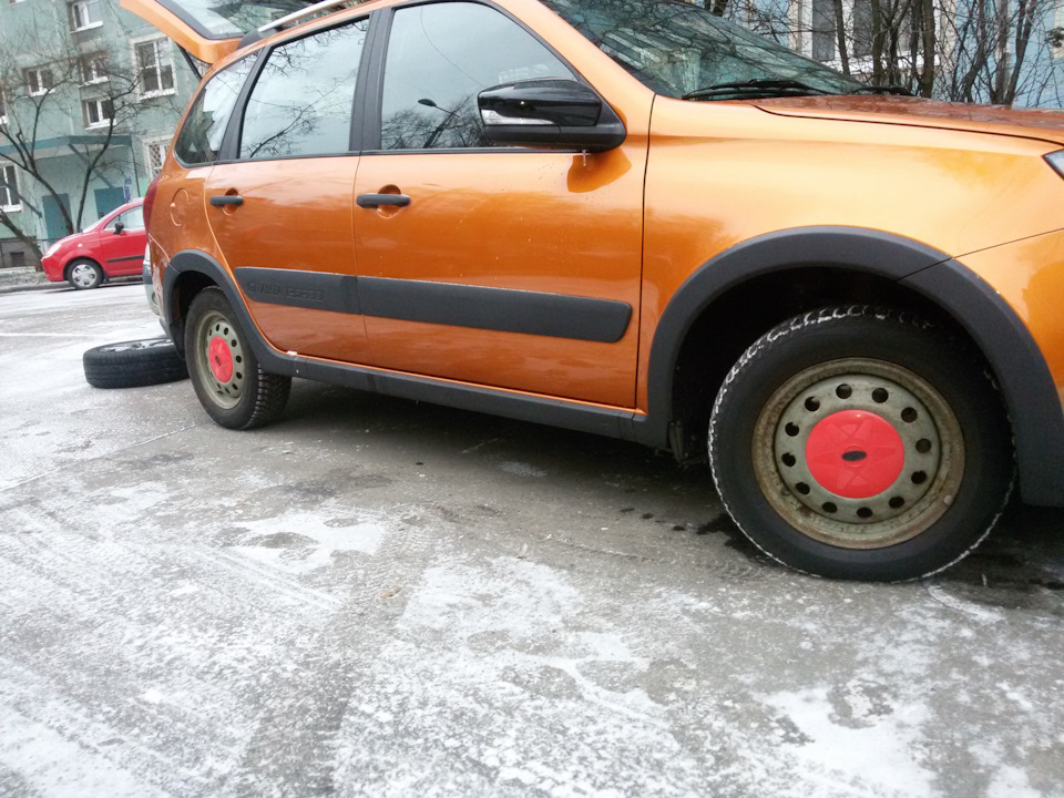 Всё как у всех, пришла зима, вставай на лыжи. 20.11.22 — Lada Гранта ...