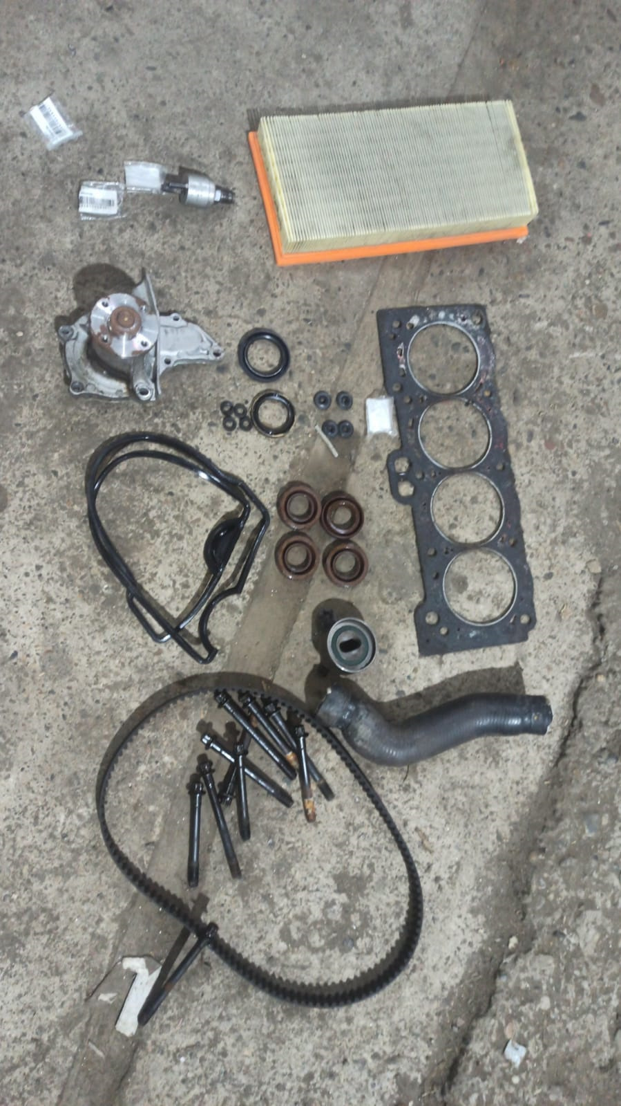 Замена прокладки ГБЦ, ГРМ полный комплект, клапанной крышки, сальников ...