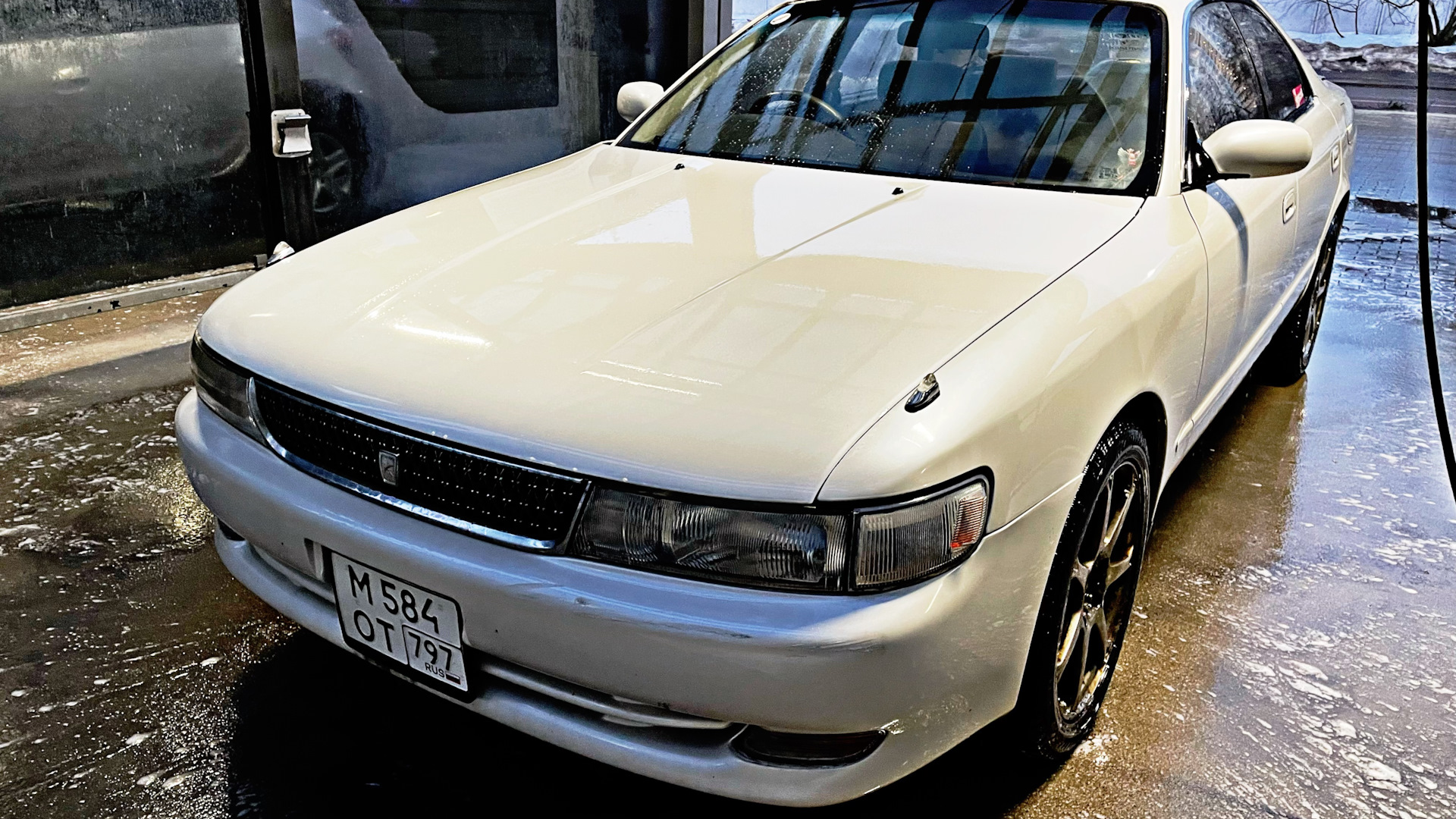 Купить Стекло Фары Toyota Chaser 90