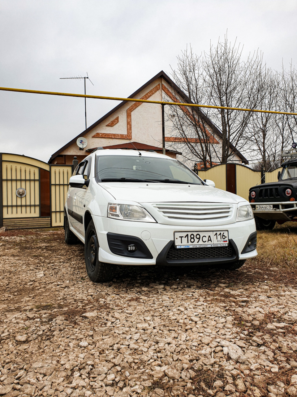 Губа на передний бампер — Lada Ларгус, 1,6 л, 2013 года | стайлинг | DRIVE2