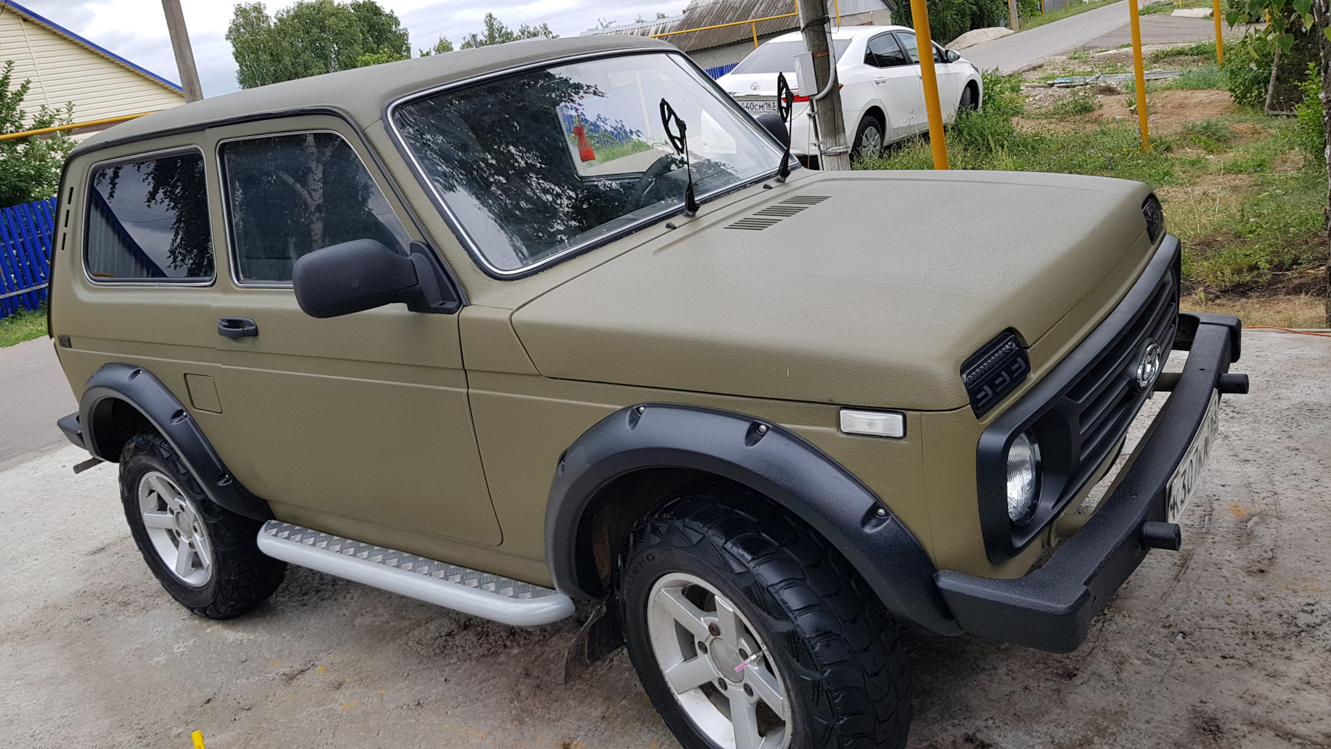 Lada 4x4 3D 1.7 бензиновый 2008 | Хаки Раптор на DRIVE2