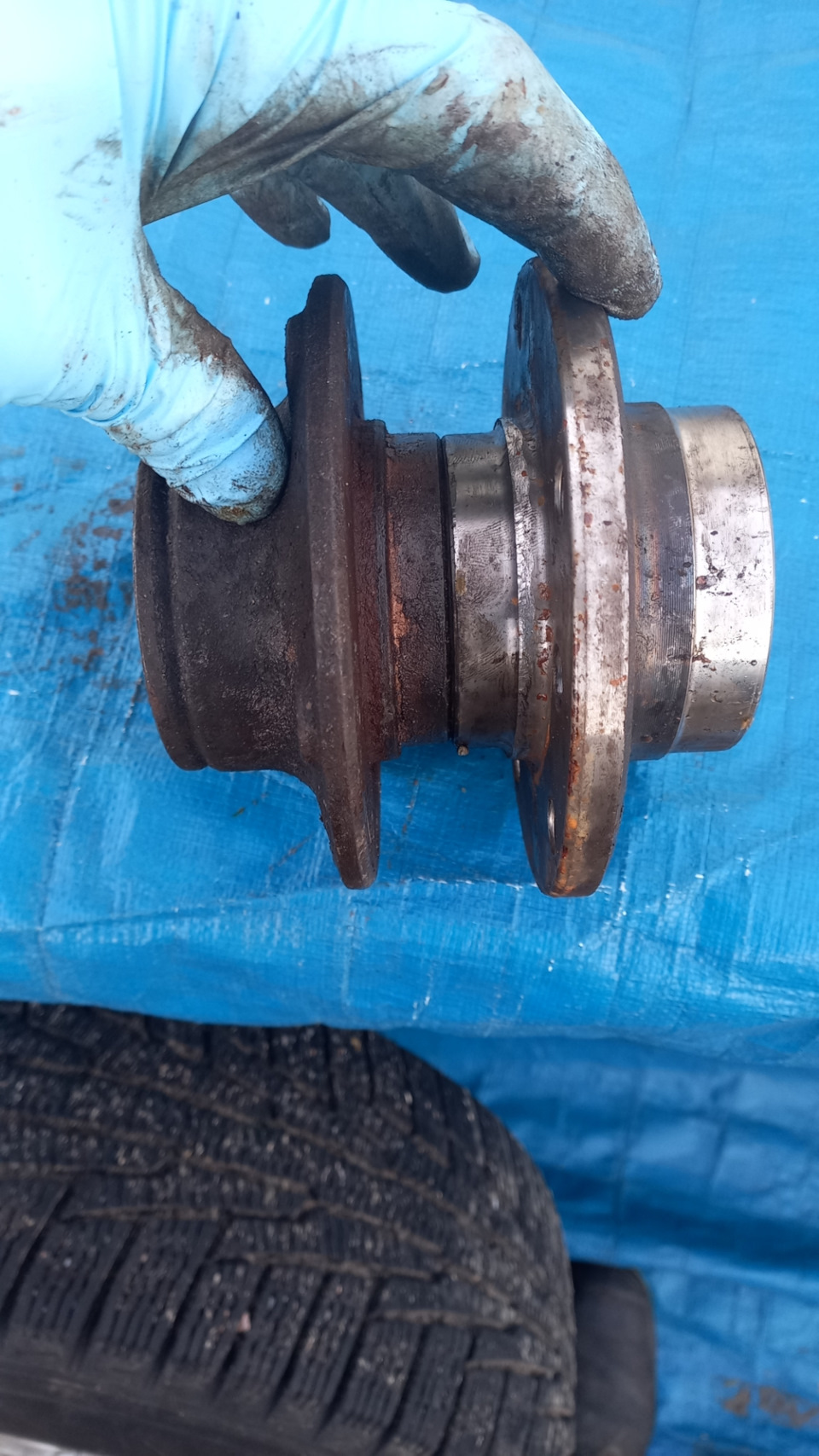 справа от 34, слева от 28 — BMW 5 series (E28)