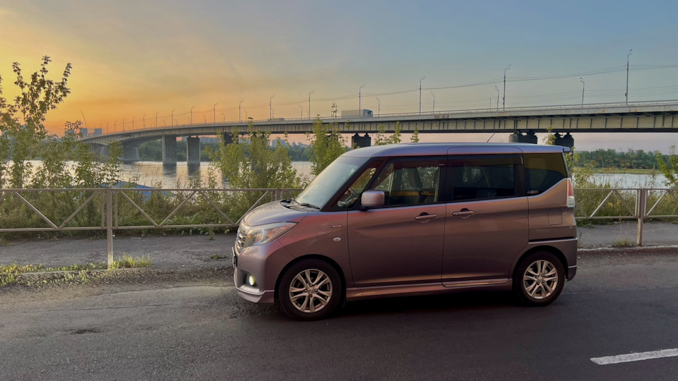 Mitsubishi Delica D:2 Виолетта