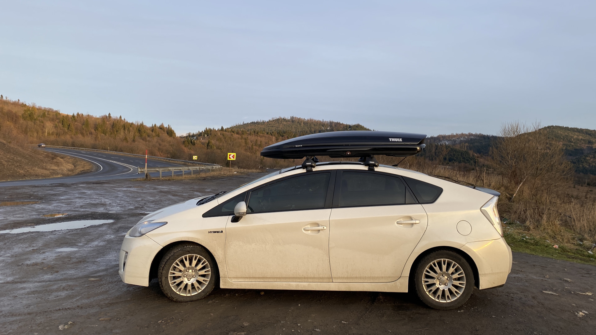 Toyota Prius (30) 1.8 гибридный 2010 | Белый Перламутровый на DRIVE2