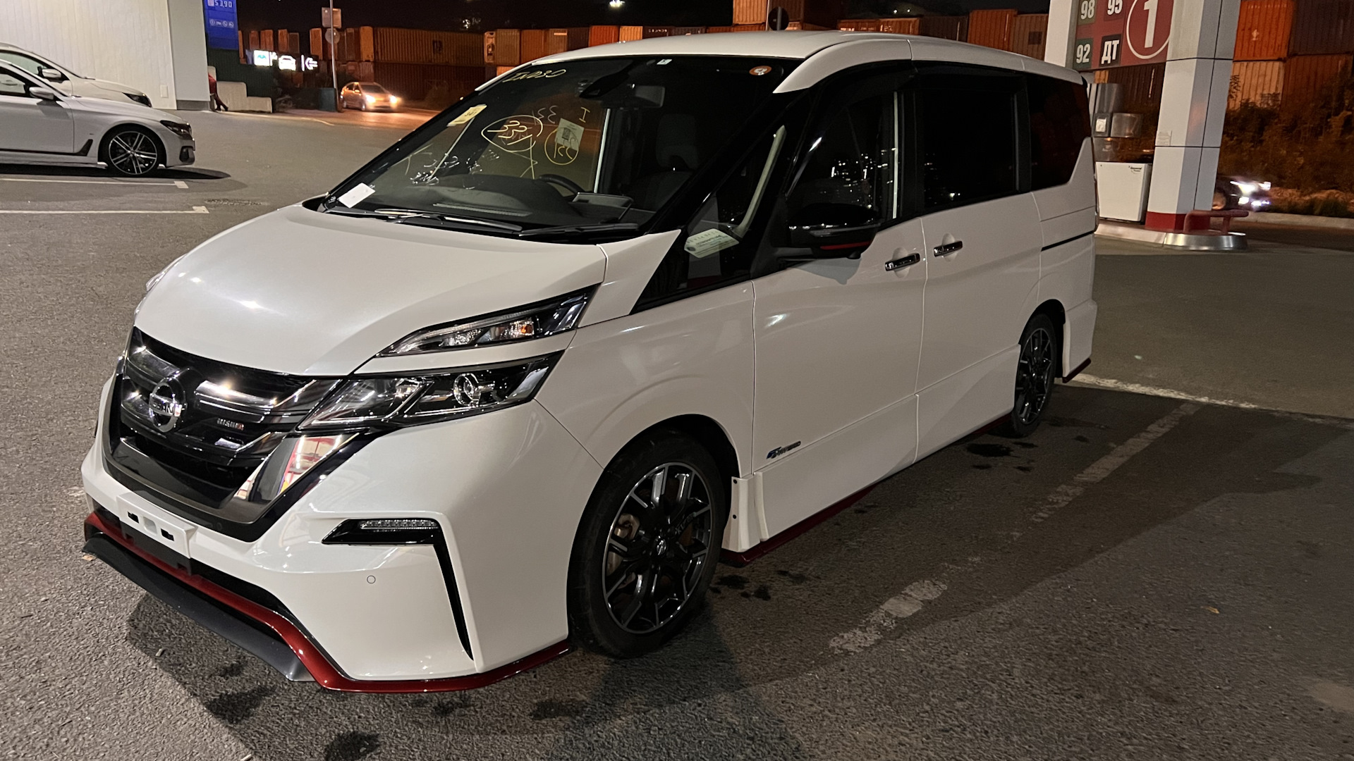 Serena 71. Ниссан Серена нисмо. Nissan Serena 2018 салон. Nissan Serena c27 стенс. Ниссан Серена дром.