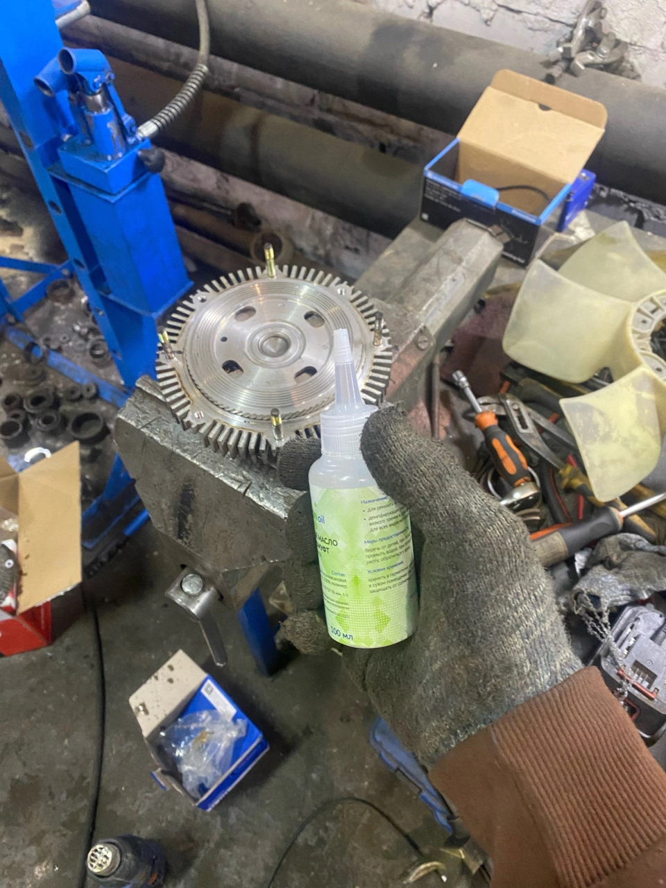 Восстановление вискомуфты вентилятора — Toyota Crown (S140), 2,5 л ...