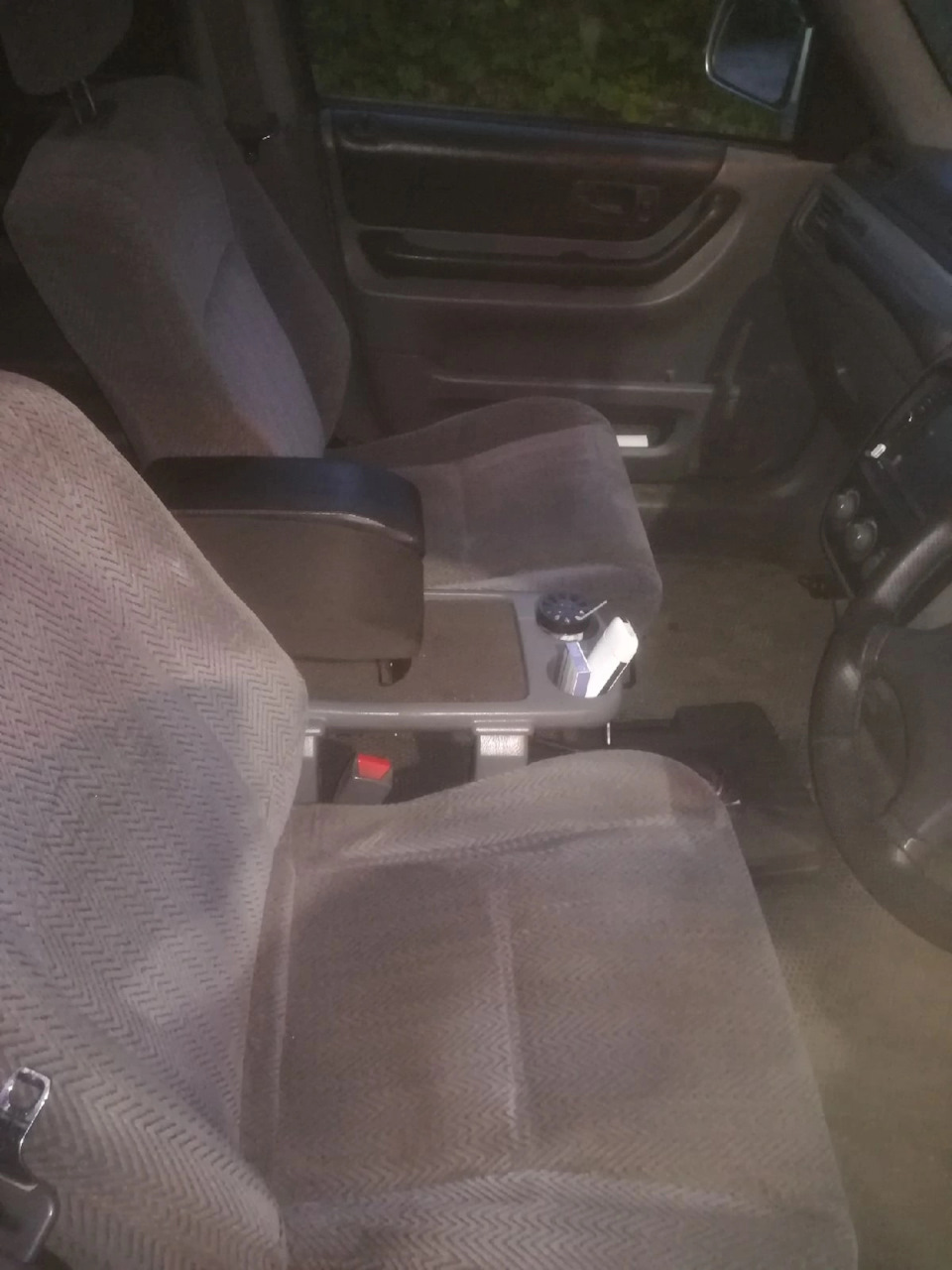 Подлокотник номер 2 — Honda CR-V (RD1, RD2), 2 л, 1996 года ...