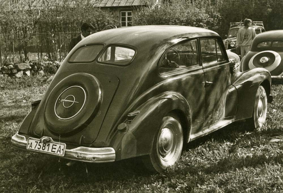 Супер 6 1. Opel 1938. Opel Kapitän 1938 года. Опель супер 1938. Опель супер 2 1939 года.