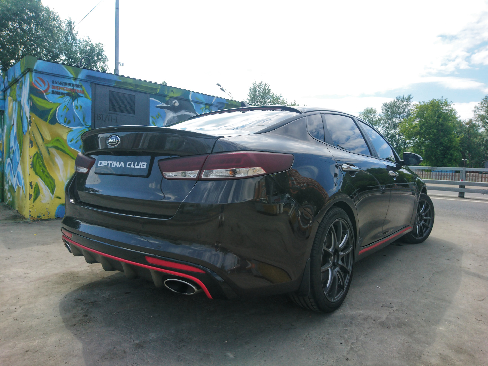 Kia Optima k5 черная антихром