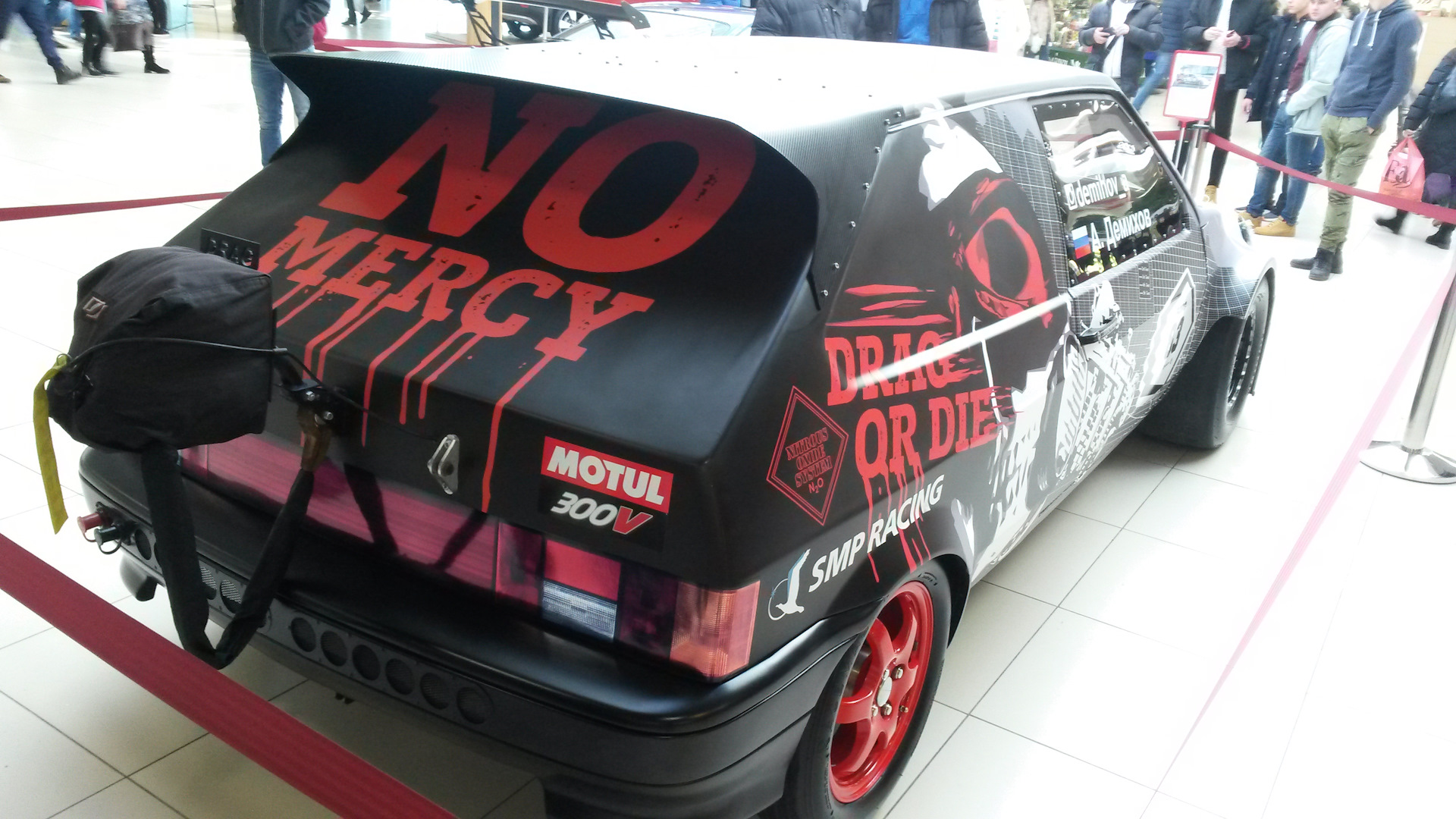 Спорт авто екатеринбург. Выставка спортивных автомобилей в Воронеже. Выставка спортивных автомобилей 2021 Воронеж. Выставка «спортивные автомобили» Самокатная. Сити парк град выставка спорткаров.