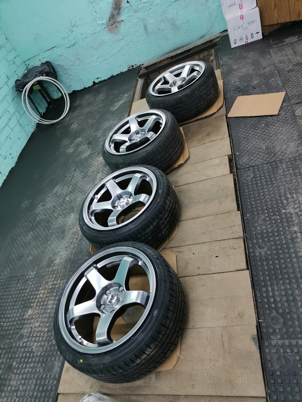 Керамика дисков — Hyundai i30 (1G), 1,6 л, 2010 года | колёсные диски ...