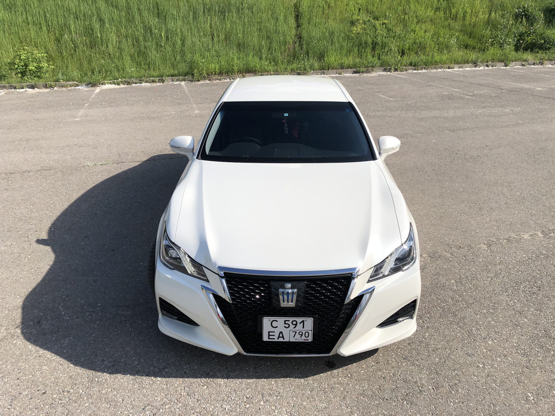 тойота краун 2022 характеристики