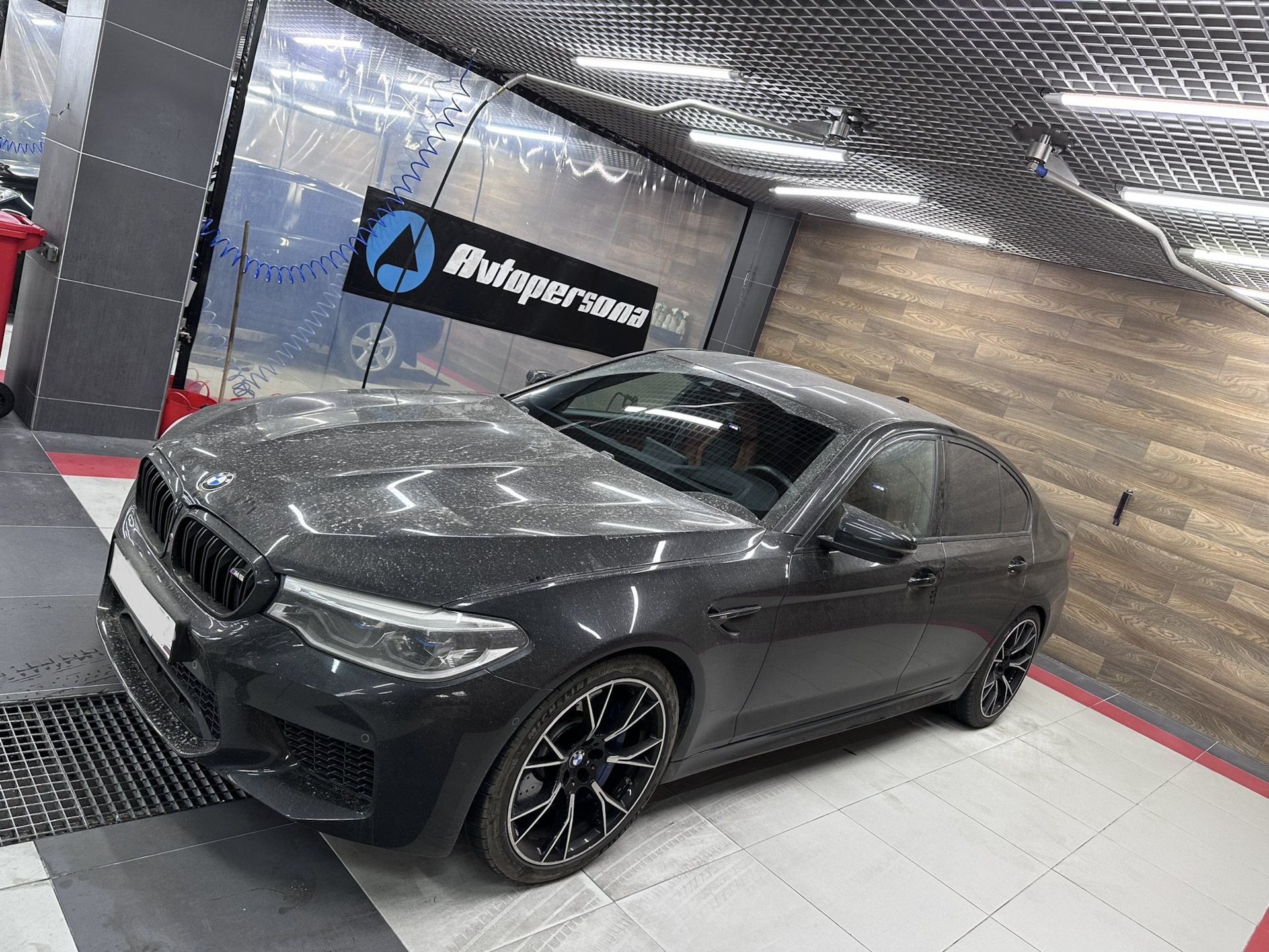 Мойка 🚿 после долгой дороги и «чистая фотосессия 📸 — Bmw M5 F90 4 4