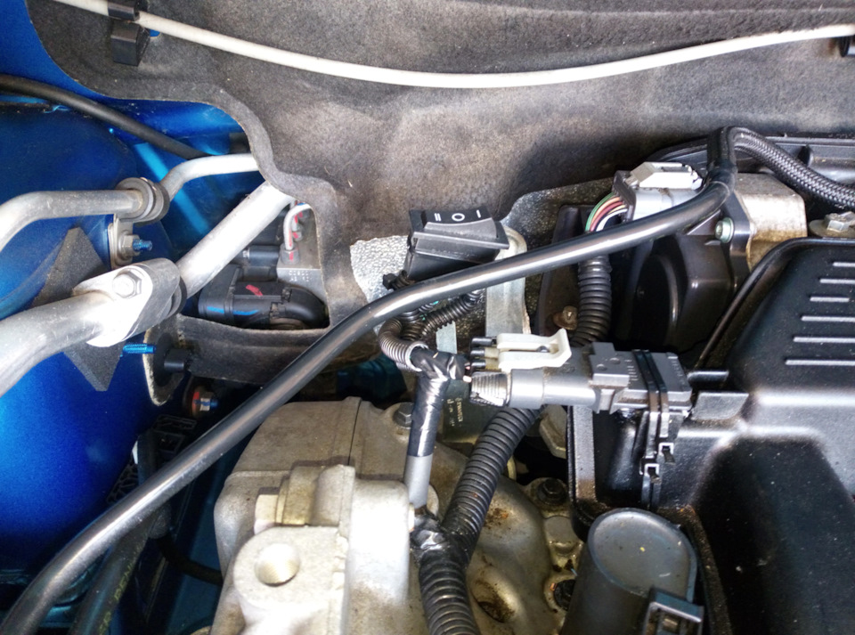 Тестирую"Эканомайзер" v2.0 / Какой может быть расход топлива у K4M 1.6 ...