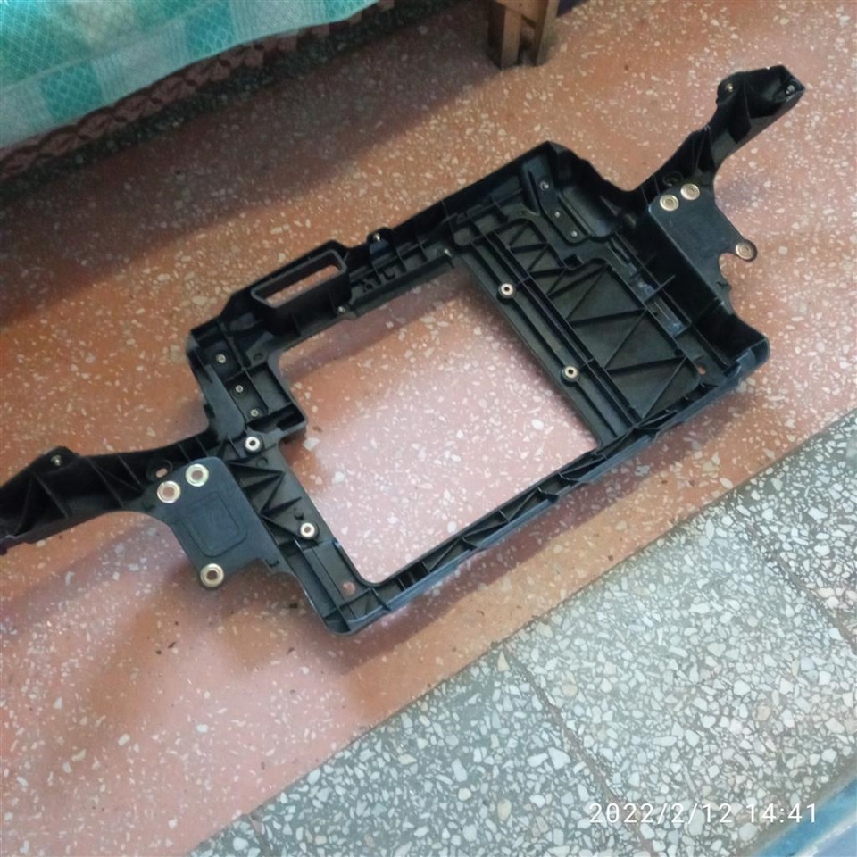 6Y0805588L Стенка передняя VAG | Запчасти на DRIVE2