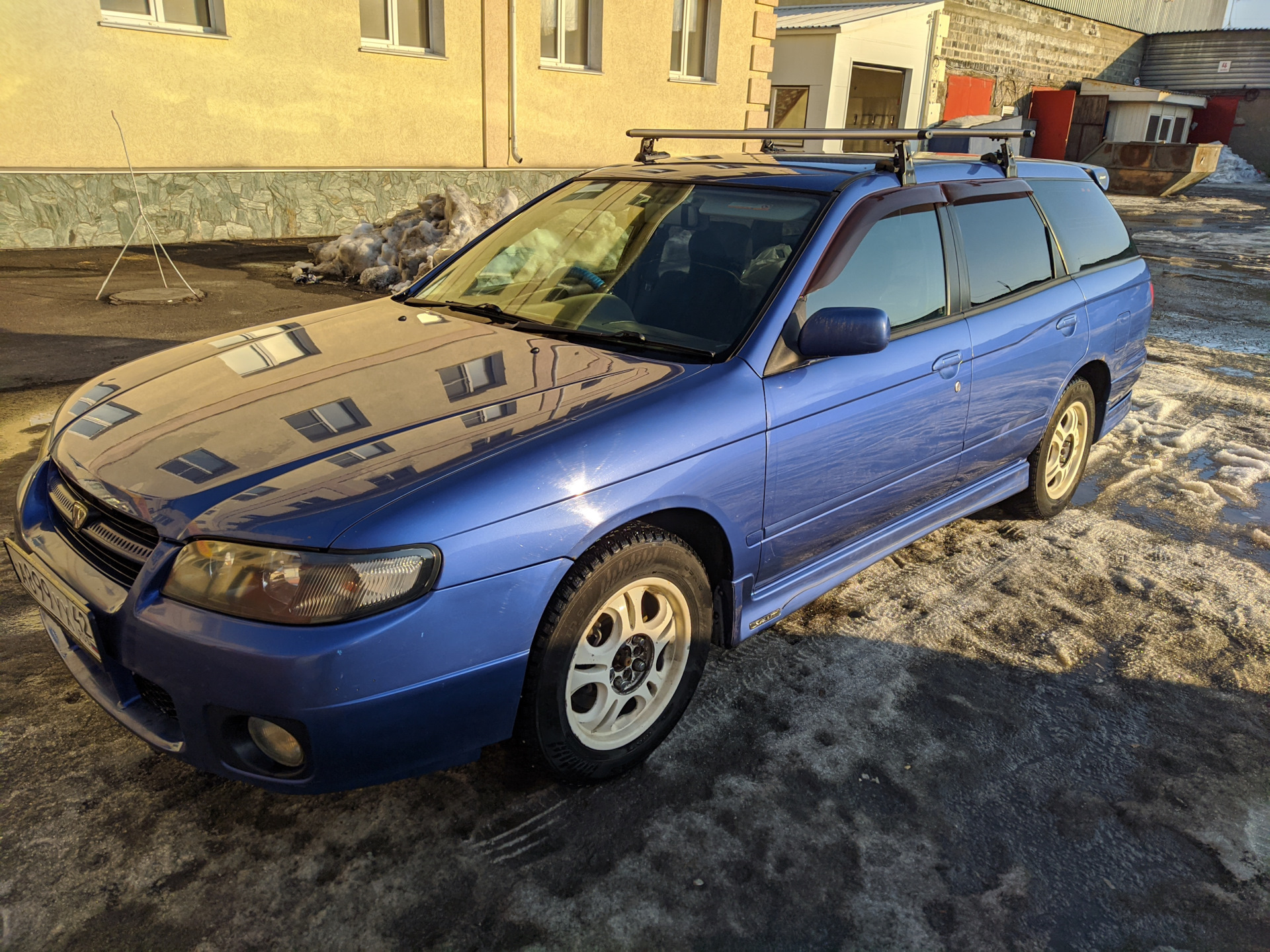 Ниссан авенир. Ниссан Авенир 2001. Nissan Avenir 2.0. Nissan Avenir 2.0 at,. Ниссан Авенир 2008.