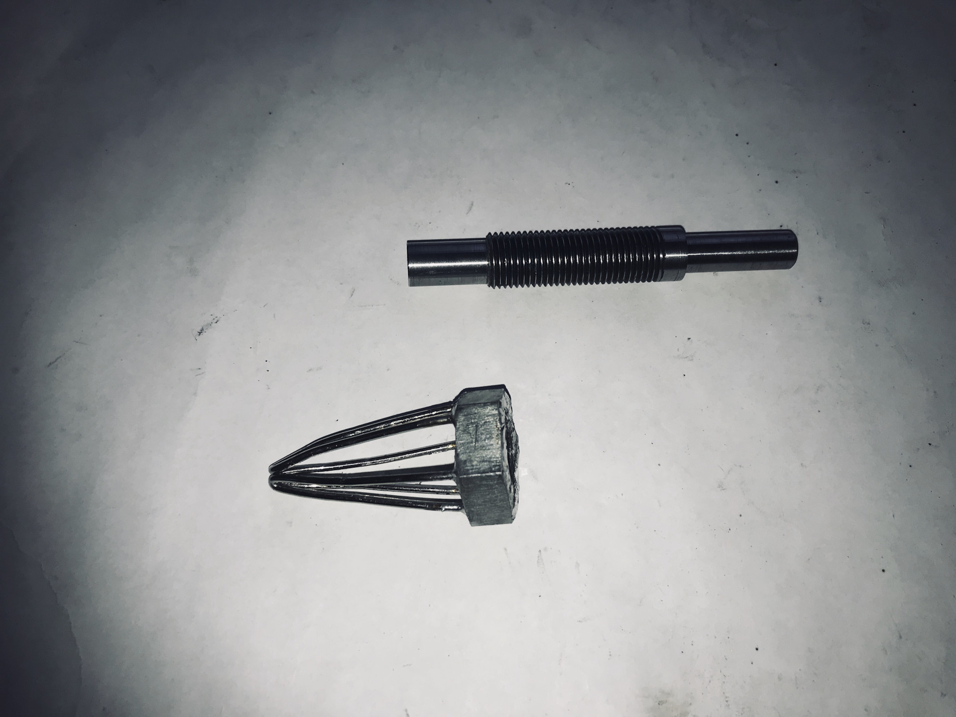 Самодельное приспособления для шиповки шин — BMW 7 series (E65/E66), 3 ...