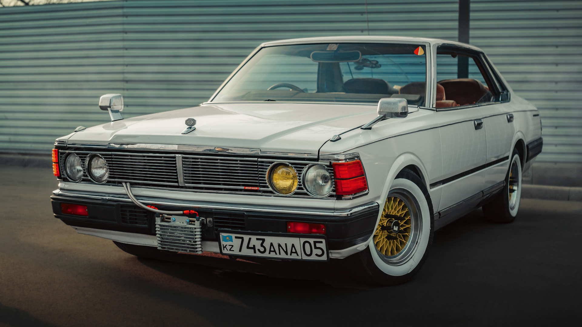 Nissan Cedric (5G) 2.0 бензиновый 1979 | Excellence 79